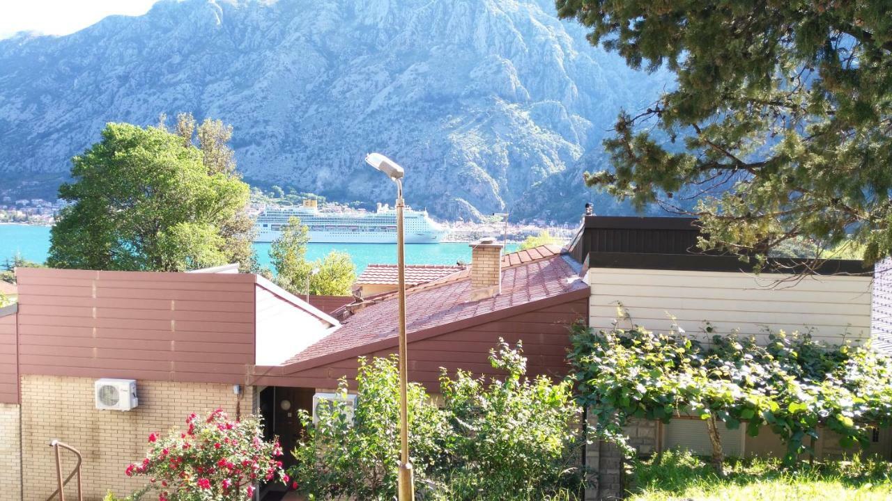Sofi Apartment Kotor Exterior foto